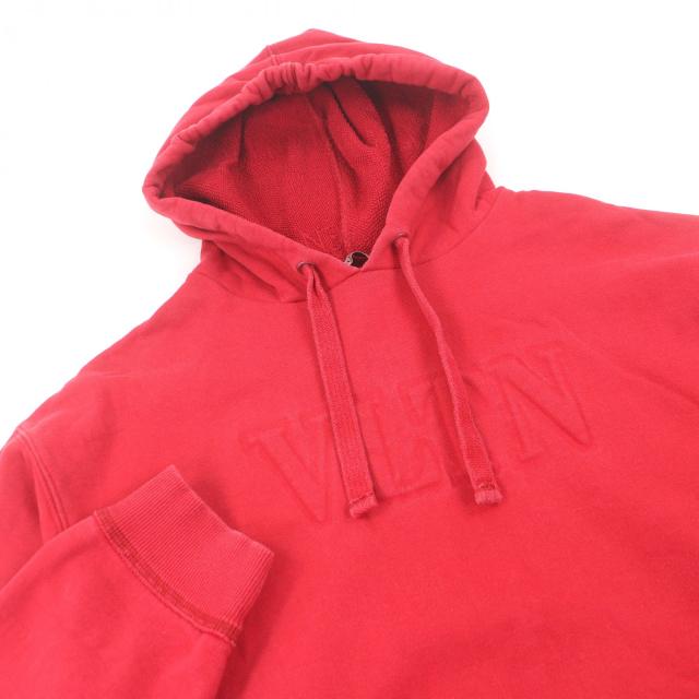 良品□VALENTINO ヴァレンティノ VLTNロゴエンボス プルオーバー