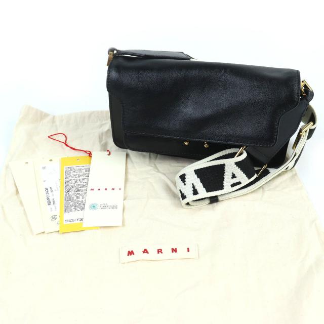 極美品△MARNI マルニ SBMP0124Q6 TRUNK SOFT EW レザー ロゴ ショルダーバッグ ブラック ゴールド金具 保存袋付 イタリア製 レディース_1