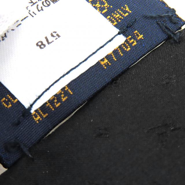 美品△LOUIS VUITTON ルイヴィトン 2021年製 M77054 エシャルプ シャーリング LVロゴ シアリングムートン マフラー アイボリー 正規品_7