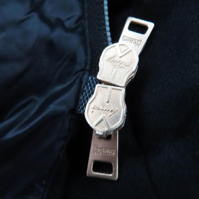 美品☆Herno ヘルノ ロロピアーナ社製生地使用 カシミヤ シルク フォックスファー付 スタンドカラー ZIP UP ダウンコート 黒 40 正規品_7