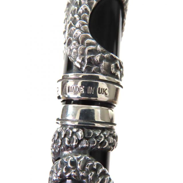 美品▼PARKER パーカー 925 ペン先18K Mニブ 世界5000本限定 4350/5000 4Pエメラルド スネーク 万年筆 シルバー ブラック ケース付き 英国製 総重量44.62g メンズ 美品▽PARKER パーカー 925 ペン先18K Mニブ 世界5000本限定 4350/5000