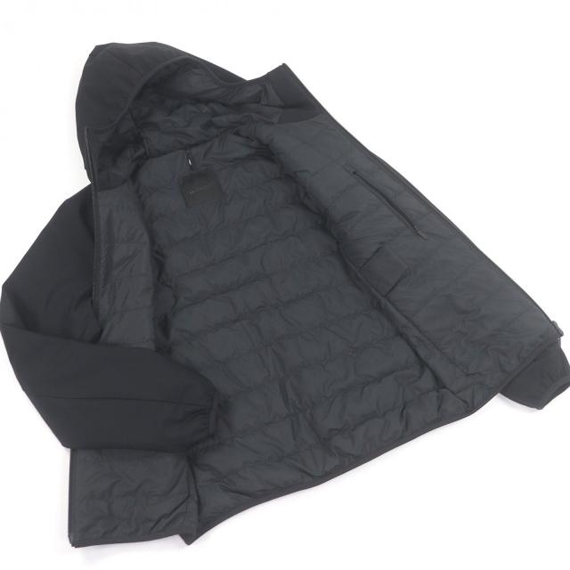美品□MONCLER モンクレール 2024年製 CHALVES GIUBBOTTO ロゴワッペン フーデッド ライト ダウンジャケット ブラック 1 正規品 メンズ_2