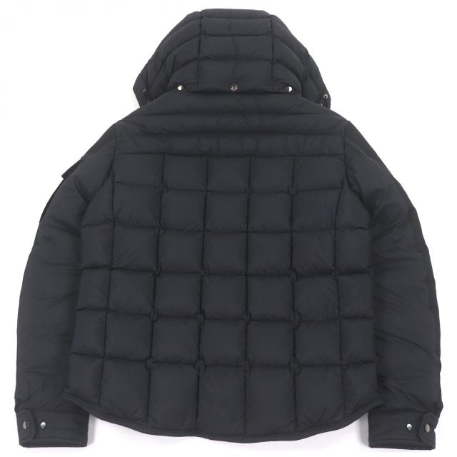 極美品□MONCLER モンクレール 24AW BARBUSTEL GIUBBOTTO レザーロゴワッペン ダウンジャケット ブラック 4 ハンガー・ガーメント付き 国内正規品 メンズ 極美品□MONCLER モンクレール 24AW BARBUSTEL GIUBBOTTO レザーロゴ