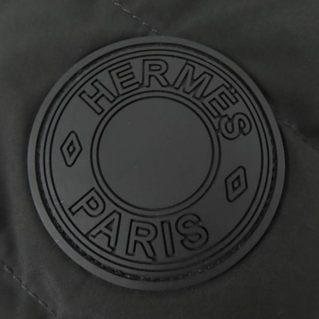 極美品☆HERMES エルメス 24AW 4H0168DR ロゴラバーパッチ セリエボタン ダウンジャケット ブラック 40 イタリア製 正規品 レディース_5
