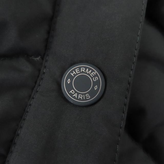 極美品☆HERMES エルメス 24AW 4H0168DR ロゴラバーパッチ セリエボタン ダウンジャケット ブラック 40 イタリア製 正規品 レディース_6