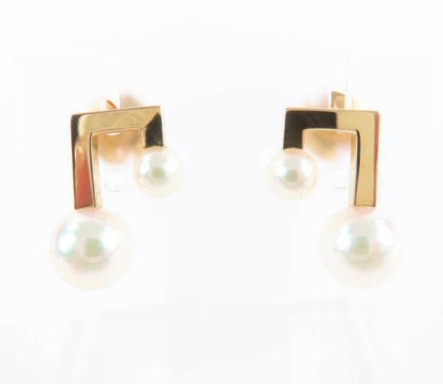 極美品★TASAKI タサキ バランス ノートピアス 750 あこや真珠 パール付 音符 ピアス ホワイト ゴールド金具 箱・ケース付き 重量3.5g