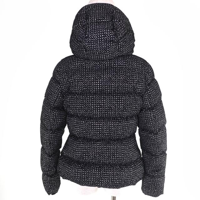 極美品☆MACKAGE マッカージュ 11542225-4A MADALYN-FLP ロゴ金具 ヘリンボーン柄 ダウンジャケット ブラック ホワイト M 正規品_2