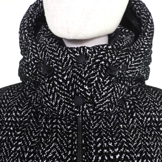 極美品☆MACKAGE マッカージュ 11542225-4A MADALYN-FLP ロゴ金具 ヘリンボーン柄 ダウンジャケット ブラック ホワイト M 正規品_3