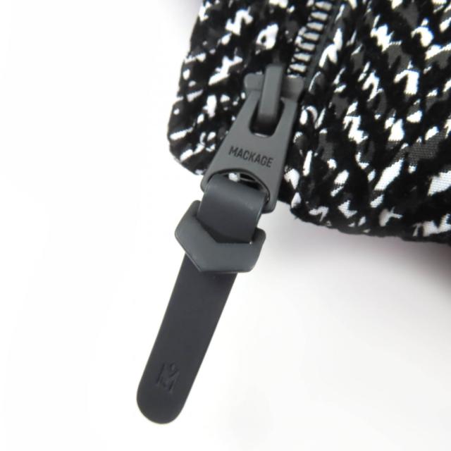 極美品☆MACKAGE マッカージュ 11542225-4A MADALYN-FLP ロゴ金具 ヘリンボーン柄 ダウンジャケット ブラック ホワイト M 正規品_7