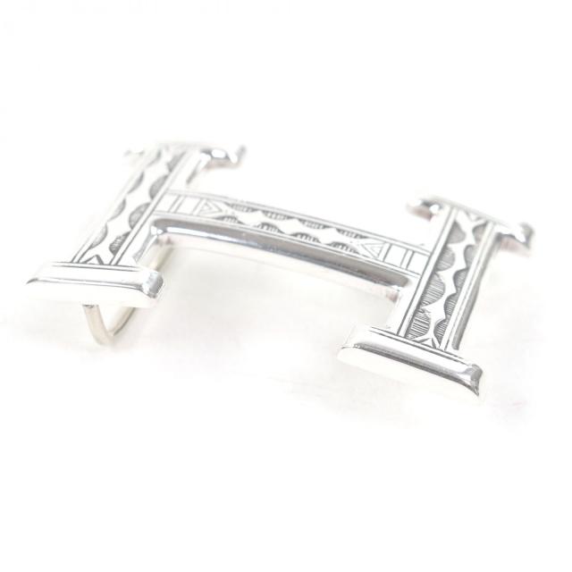 美品□HERMES エルメス ヴィンテージ H トゥアレグ Toareg SV925 手彫り彫刻デザイン ベルトバックル シルバー 重量44.38g メンズ 美品□HERMES エルメス ヴィンテージ H トゥアレグ Toareg SV925