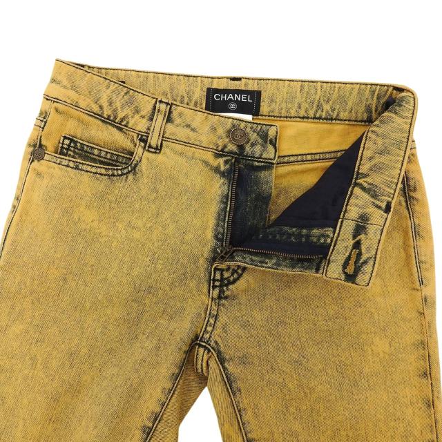 極美品▲CHANEL シャネル P49877 コットン ココマークボタン付き スキニー デニムパンツ イエロー系 34 イタリア製 レディース_2