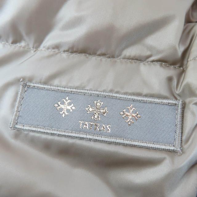極美品☆TATRAS タトラス LTK19S4201 PANTELLERIA ベルト・フード付 ZIP UP ダウンベスト ベージュ 03 正規品 レディース_5