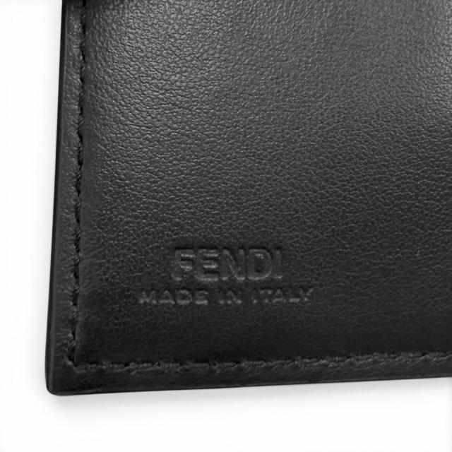 極美品□FENDI フェンディ レザー ロゴ金具 二つ折り 名刺入れ カード