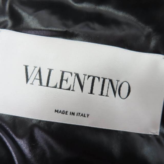 美品☆VALENTINO ヴァレンティノ UB3CN01P5LE VLTNロゴ ダウンジャケット ブラック ホワイト 36 イタリア製 正規品 レディース_7