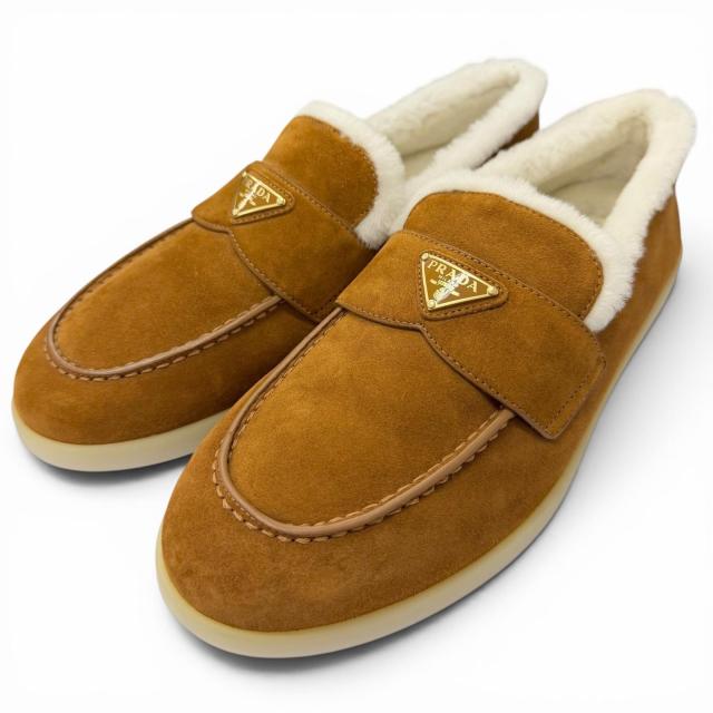 未使用品□PRADA プラダ 1D222N ムートン トライアングルロゴ 三角プレート ローファー フラットシューズ ブラウン 7 イタリア製 箱付き