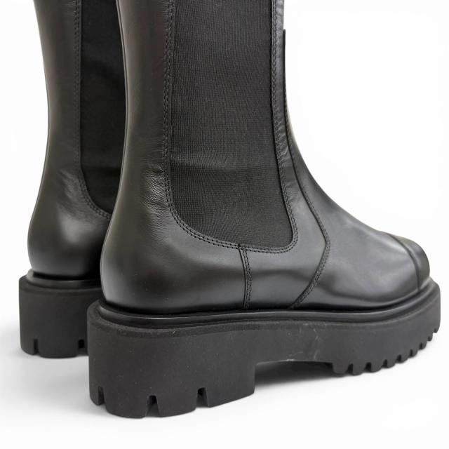 極美品△CHANEL シャネル G45786 B17237 24B ココマーク 側面ゴア なめし革 ロングブーツ 厚底 黒いこと 38 伊製 レディース 保護すること袋付き添い人