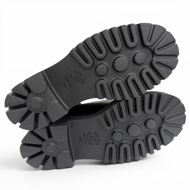 極美品△CHANEL シャネル G45786 B17237 24B ココマーク 側面ゴア なめし革 ロングブーツ 厚底 黒いこと 38 伊製 レディース 保護すること袋付き添い人