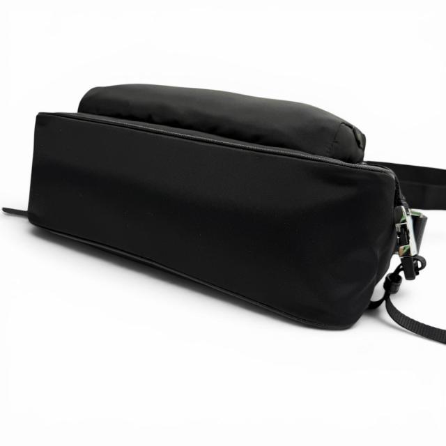 極美品▼PRADA プラダ 2VH191 ナイロン レザー トライアングルロゴ 三角プレート Re-Nylon ショルダーバッグ ブラック イタリア製 メンズ_3