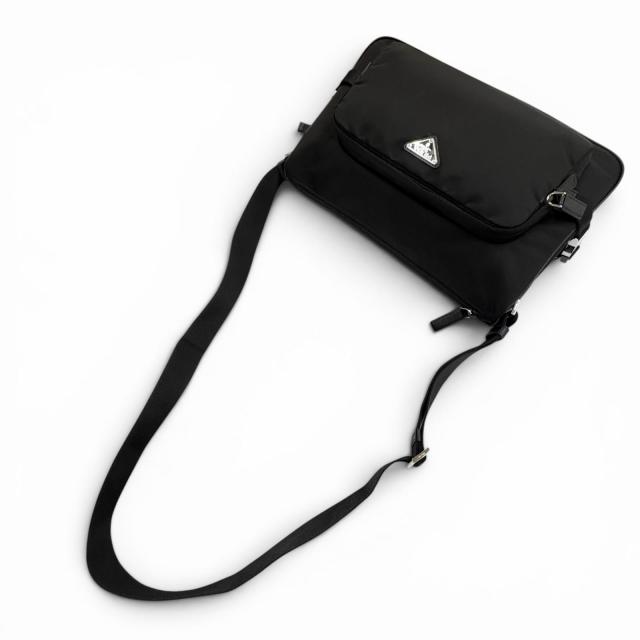 極美品▼PRADA プラダ 2VH191 ナイロン レザー トライアングルロゴ 三角プレート Re-Nylon ショルダーバッグ ブラック イタリア製 メンズ_5