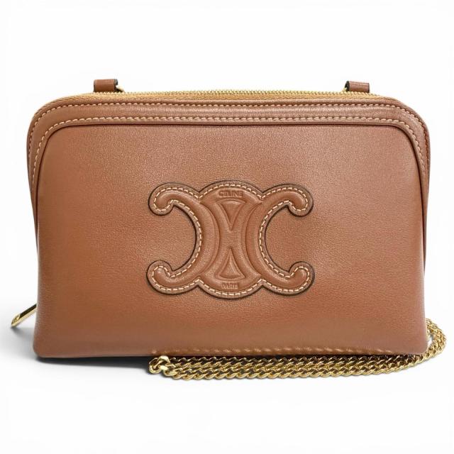 美品△CELINE セリーヌ 10E383DR8 スムースカーフスキン キュイルトリオンフ チェーンクラッチ ショルダーバッグ タン ブラウン 伊製