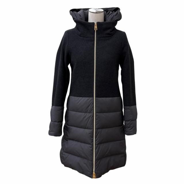 極美品★Herno ヘルノ 2023年製 PI001760D ウール混 フード付 切替デザイン ZIP UP ダウンコート グレー 38 イタリア製 正規品 46,200円