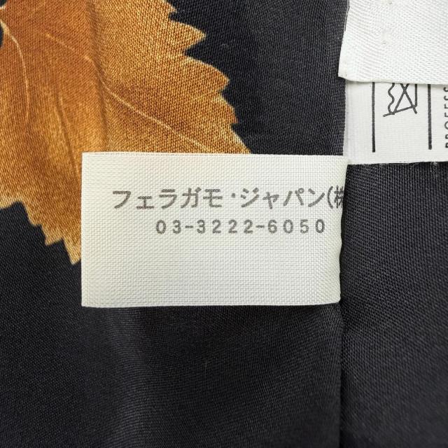 美品▲Salvatore Ferragamo サルヴァトーレフェラガモ カシミヤ100％ 裏地シルク100％ 総柄 フロントオープン コート 40 伊製 正規品_7