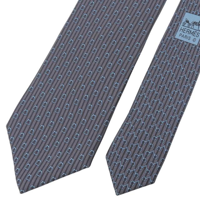 極美品▲HERMES エルメス シルク100% 馬具モチーフ 総柄 ネクタイ グレー ブルー フランス製 メンズ 箱付き ビジネスオススメ◎ 極美品▲HERMES エルメス シルク100% 馬具モチーフ 総柄 ネクタイ グレー ブルー フランス製 メンズ 箱付き ビジネスオススメ◎