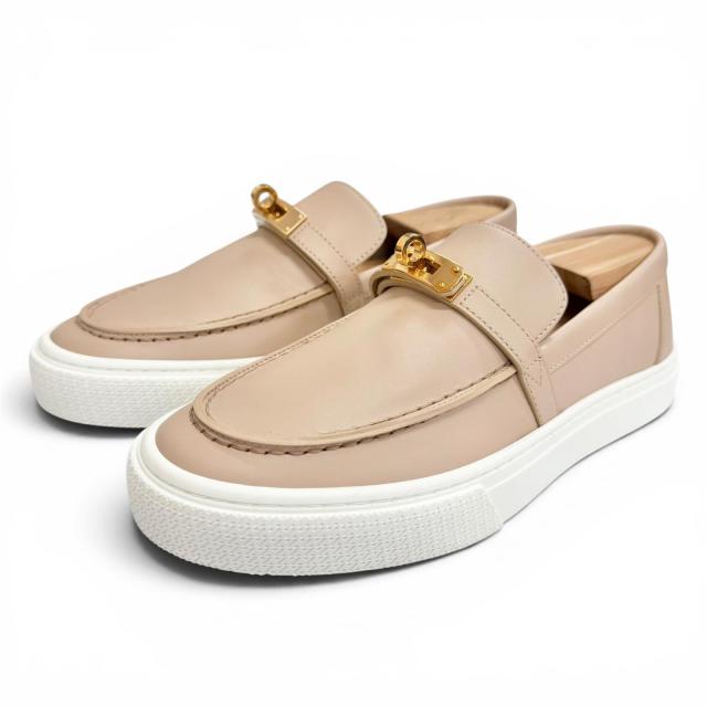 未使用品△HERMES エルメス 231017Z GAME ゲーム ゴールド金具 ケリーバックル レザーシューズ スリッポン ピンクベージュ 37 伊製 袋付 66,550円