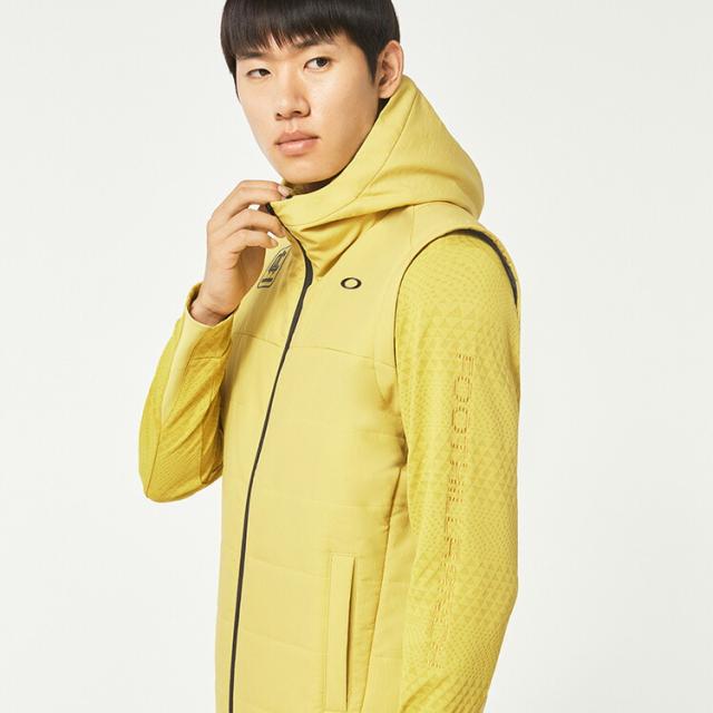 オークリー 中綿ブルゾン オークリー アンイーブン パフジャケット 4.0