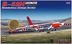 モデルコレクト 1/72 アメリカ空軍 B-52H ストラトフォートレス 前期型 プラモデル MODUA72208 (メーカー初回受注限定生産)(中古の通販は