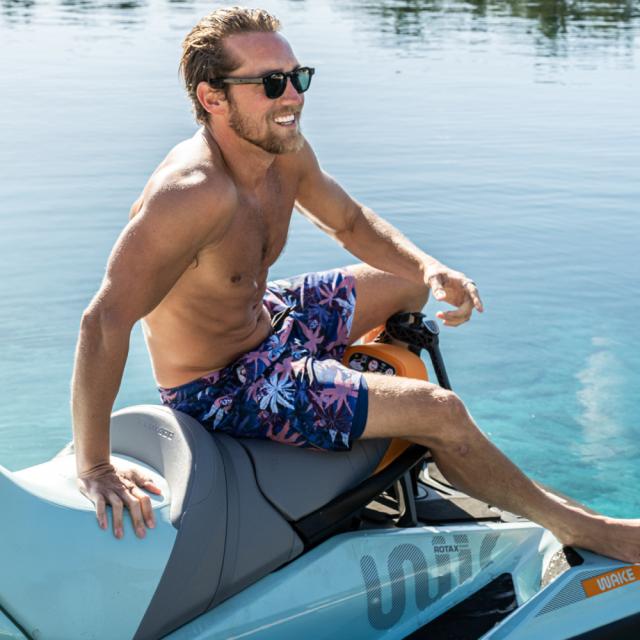 BN3TH | ベニス 水陸両用ハーフパンツ 水着 サーフパンツ メンズ