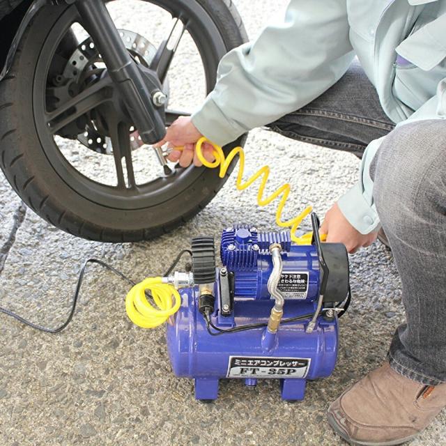 空気入れ パンク エアーブラシ タイヤ 800kPa 自動車 バイク 自転車 大自工業 メルテック オイルレス方式ミニエアーコンプレッサー(タンク付き) DC12V FT-35P_2