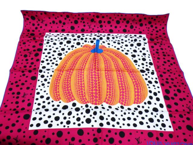 LOUIS VUITTON ルイヴィトン 草間彌生コラボ カレ 90 パンプキン LOUIS VUITTON ルイヴィトン 草間彌生コラボ カレ 90 パンプキン