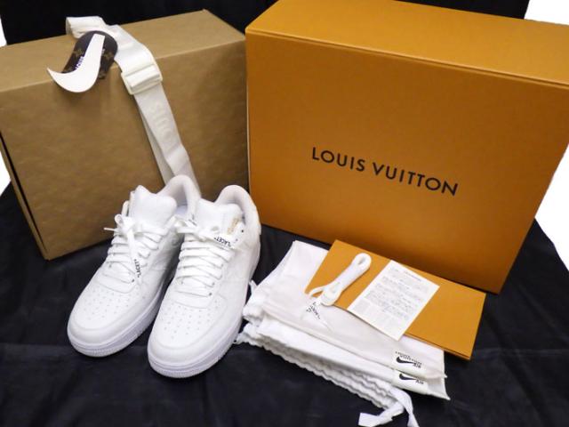 【未使用 S品】 ルイヴィトン ナイキ エアフォース1 1A9V86 メンズ スニーカー サイズ7 1/2 26.0cm