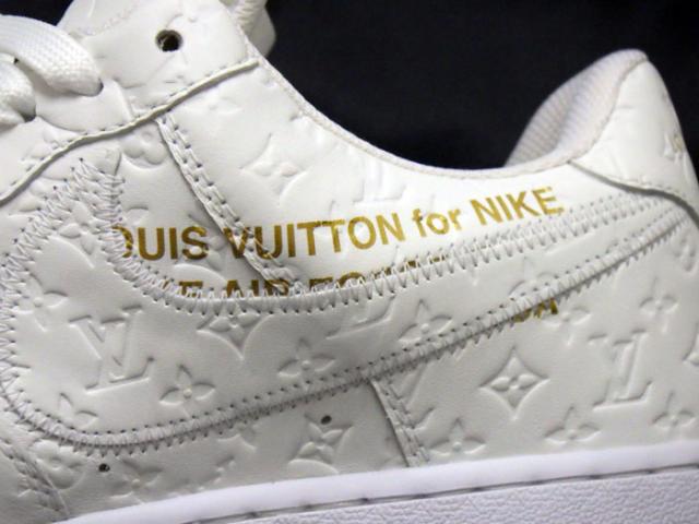 【未使用 S品】 ルイヴィトン ナイキ エアフォース1 1A9V86 メンズ スニーカー サイズ7 1/2 26.0cm