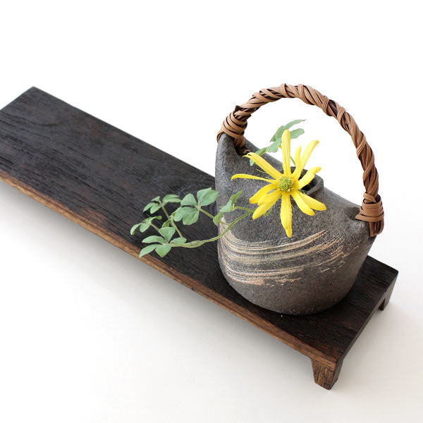 花瓶 陶器 一輪挿し 信楽焼 日本製 花器 チーク花台付き蔓花入れ 和風 モダン インテリア フラワーベース 花台付き蔓花入れの通販は