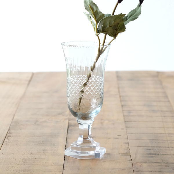 花瓶 おしゃれ ガラス フラワーベース 花器 ガラスベース プレゼント ブーケ オブジェ 脚付き エッチンググラスベース Sの通販はau Pay マーケット ギギliving