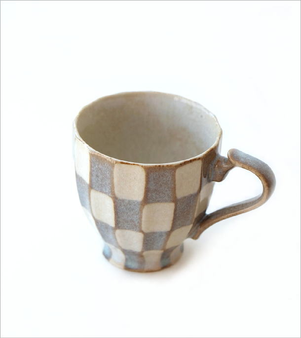 マグカップ 陶器 おしゃれ 瀬戸焼 日本製 和モダン 和風 可愛い かわいい 焼き物 コーヒーマグ コーヒーカップ モカ市松マグの通販はau Pay マーケット ギギliving