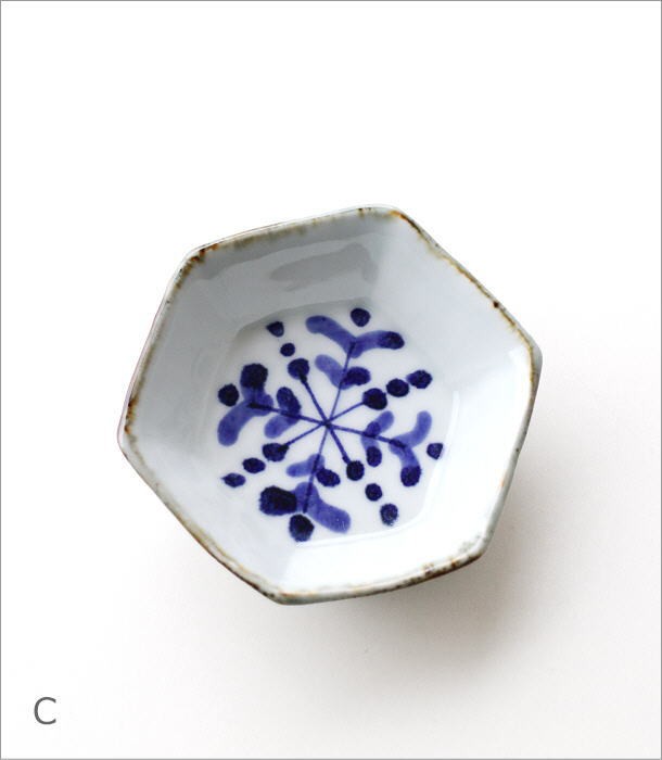 白釉 六角皿（中） 小皿 中皿 取皿／阿部 恵里 | 手作りの器