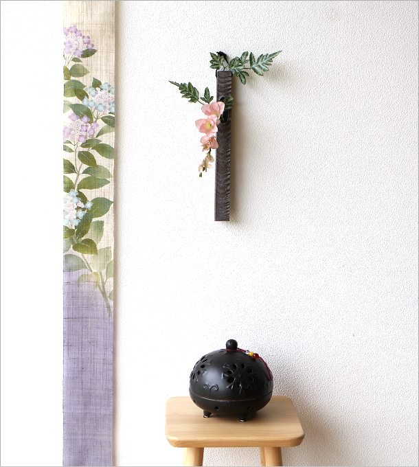 壁掛け花瓶 陶器 一輪挿し 信楽焼き 日本製 角柱掛花入れ 面取り