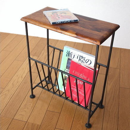 マガジンラック スリム おしゃれ 木製 テーブル付き ソファ横 アイアン 棚付き 幅40 奥行20 コンパクト シーシャムマガジンテーブルの通販は