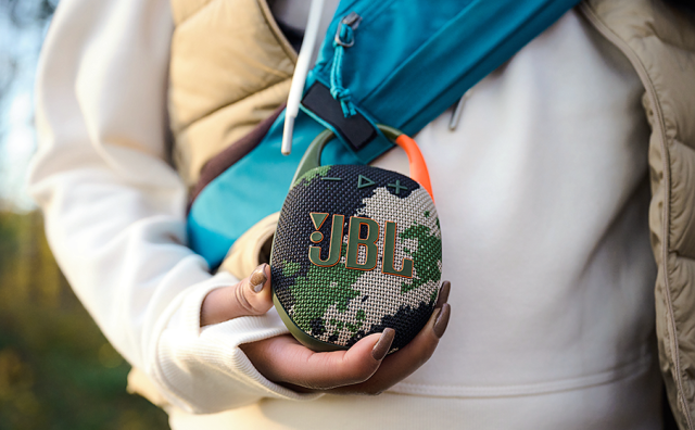 JBL CLIP5 ポータブルスピーカー 防水Bluetooth 5.3 ワイヤレス アウトドア お風呂 高音質 ぶら下げ 引っかける カラビナ付き 最大12時間再生(カラー: 8色)_9