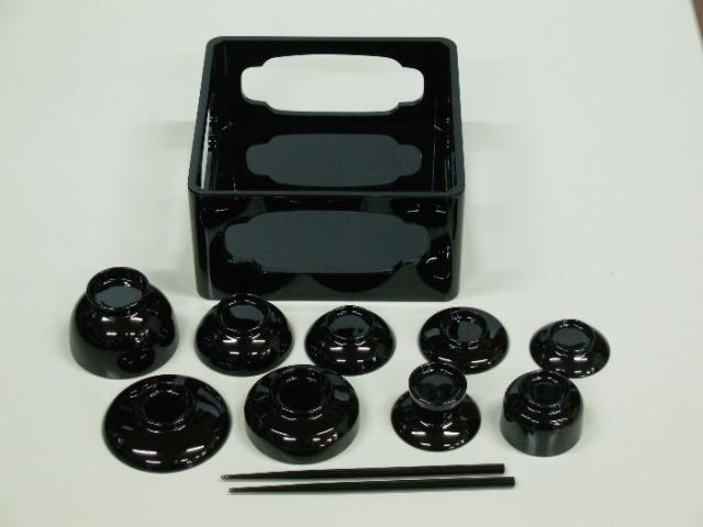 仏膳 6.0 木製 黒内朱 御霊供膳 漆塗り 送料無料 仏具 お膳 霊供膳 霊具膳 お供え 法事 法要 仏壇 三回忌 七回忌 料理