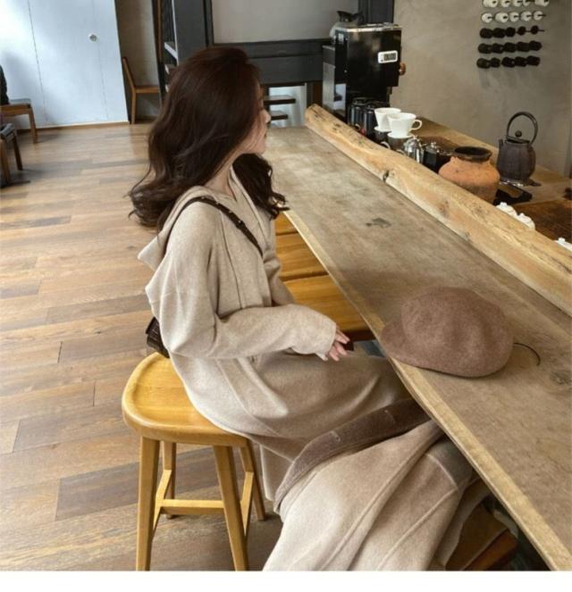 ワンピース ロング丈 フード付き Vネック ゆったり ナチュラルムード 楽チン オシャレ ピンク ベージュ ブルー ルームウエア お出掛け デの通販はau Pay マーケット ウッディーベース４号店