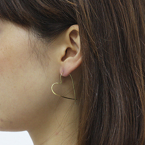 イロンデール エペパン hirondelle et pepin / k18 hp-10w-285 アシンメトリーハートピアス  （両耳タイプ） レディース ギフト プレゼント アクセサリー ジュエリー 20代 30代 40代 50代の通販は