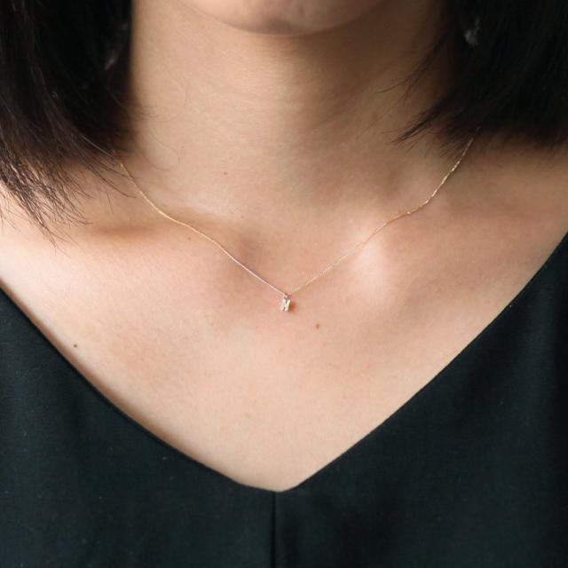 hirondelle et pepin (イロンデールエペパン) k18 hn-20ss-536 イニシャル ネックレス ゴールド ( モチーフゴールド / チェーンシルバー) アルファベット 英語 レディース ギフト プレゼント 記念日 アクセサリー ジュエリー 華奢 スキン ジュエリー 20代 30代 40代 50代_3
