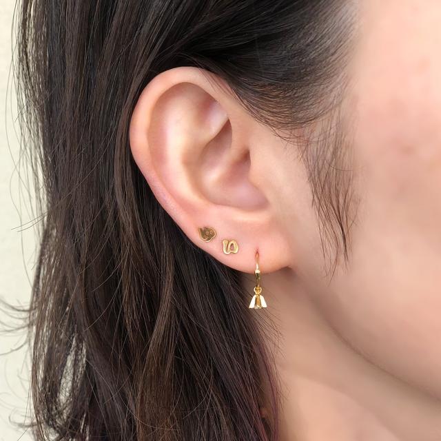 イロンデール　18kダイヤ　フックピアス イロンデール ピアス イロンデール 18kダイヤ フックピアス hirondelle