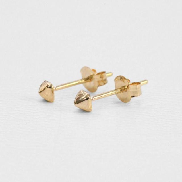 イロンデール エペパン hirondelle et pepin / k18 hp-9s-260 スタッズピアス （両耳タイプ） レディース ギフト プレゼント アクセサリー ジュエリー 20代 30代 40代 50代 42,900円