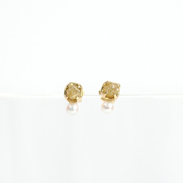 sinc（シンク） / k18 原石ダイヤモンド ピアス - イエロー (パール付き) レディース シンプル 大人 上品 綺麗 プレゼント ギフト 贈り物 アクセサリー ジュエリー 20代 30代 40代 50代 60代_1