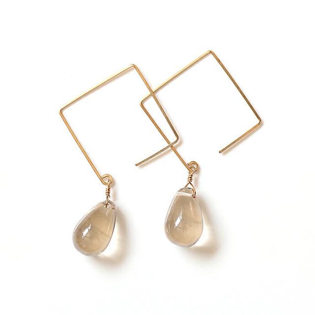 su（スウ） / ceasqon03 スクエアフック ヒトツブピアス - シャンパンカラークォーツ レディース ギフト プレゼント アクセサリー ジュエリー 20代 30代 40代 50代 60代の通販は